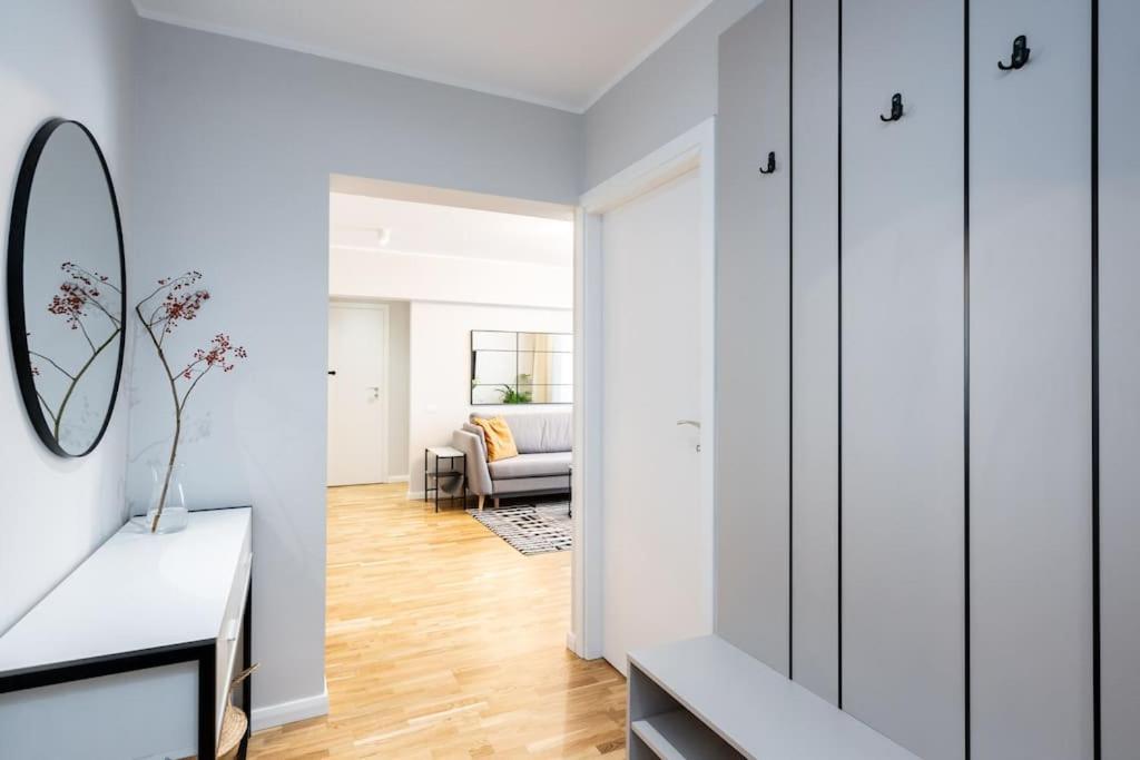 Sunny 2Br Flat - Top Location - Stunning Views Bukurešť Exteriér fotografie